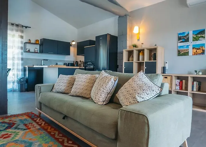 Holiday home Des 4 Pais Saint-Marcel-d'Ardeche